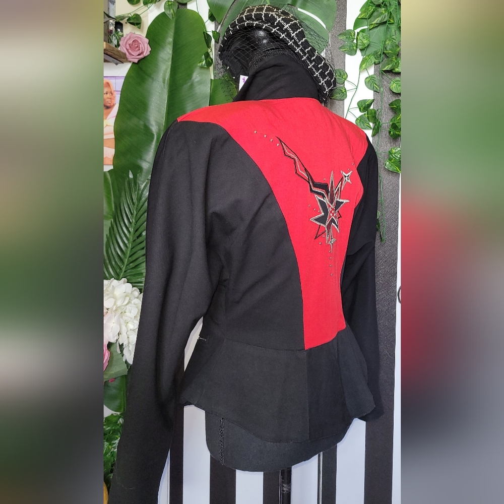 Cache Jacket - Picture 4 of 4